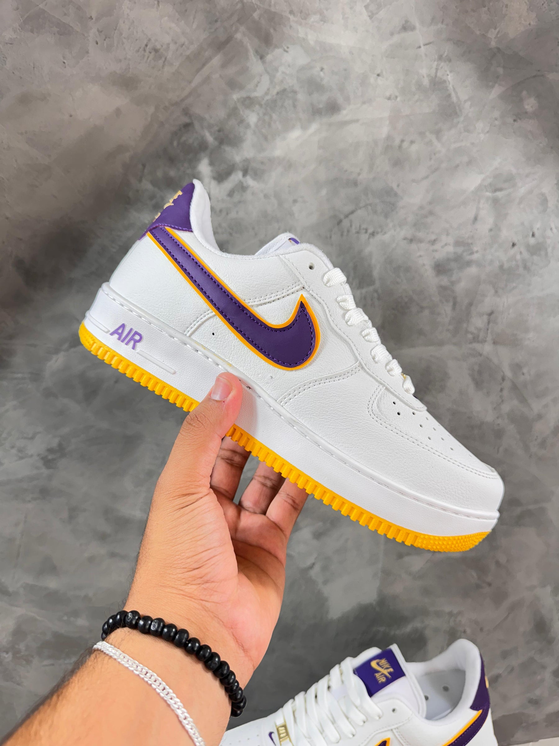 NIKE AIR FORCE LAKERS - Premium