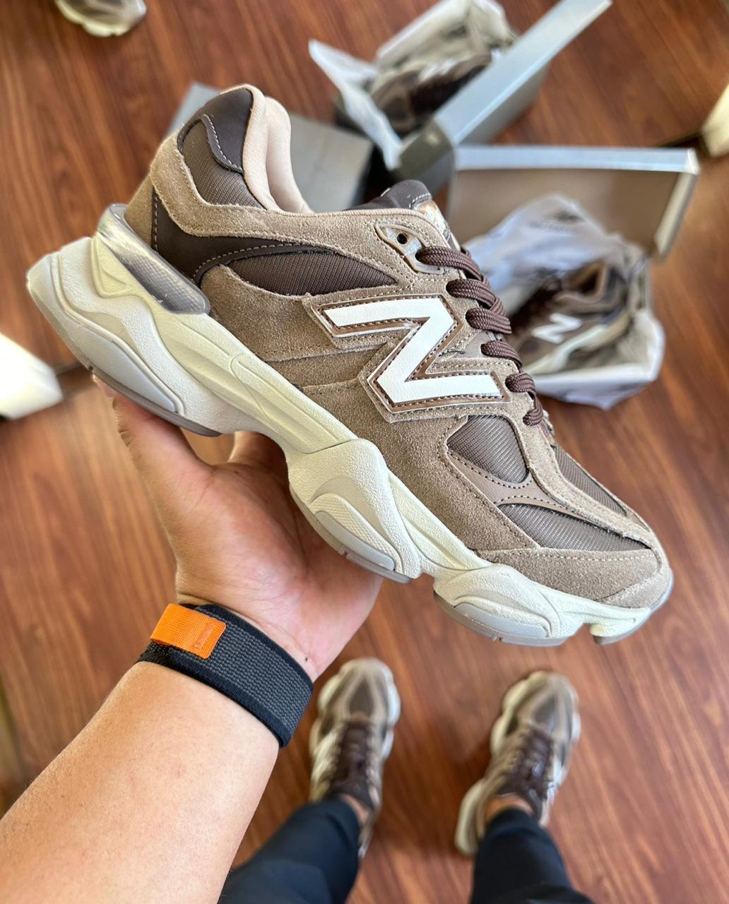 NEW BALANCE 9060 - (EDIÇÃO LIMITADA)